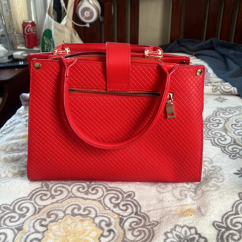 Red Handbag - Picture 2 of 3